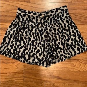 Jun & Min Printed Shorts Size 2